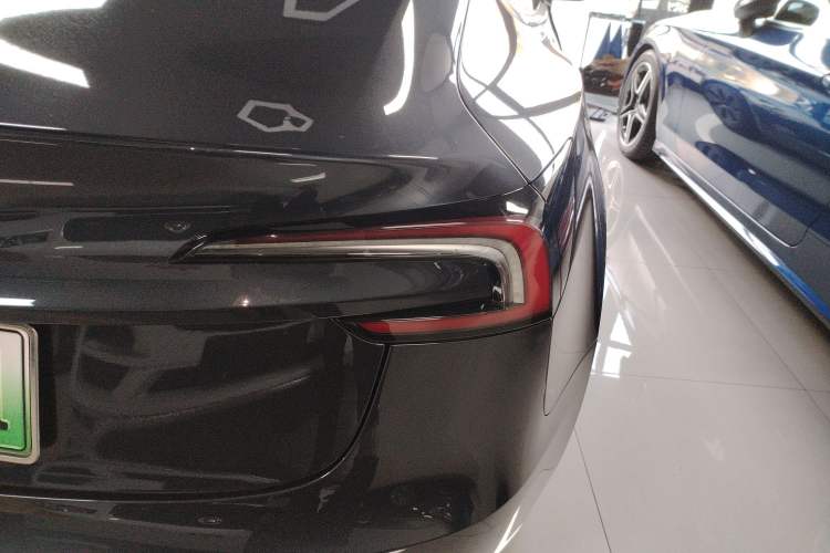 Used Tesla Model 3 2023 Rear-Wheel-Drive Version
