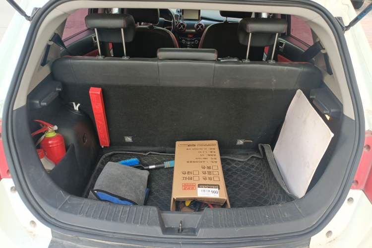 Used BAIC Senova X25 2015 1.5L manual Comfort trim level
