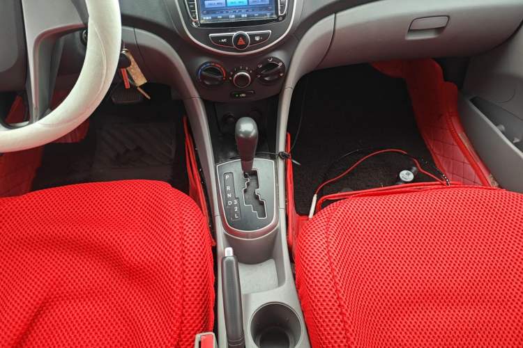 Used Hyundai Verna (older generation) 2014 1.4L Automatic Smart GLS