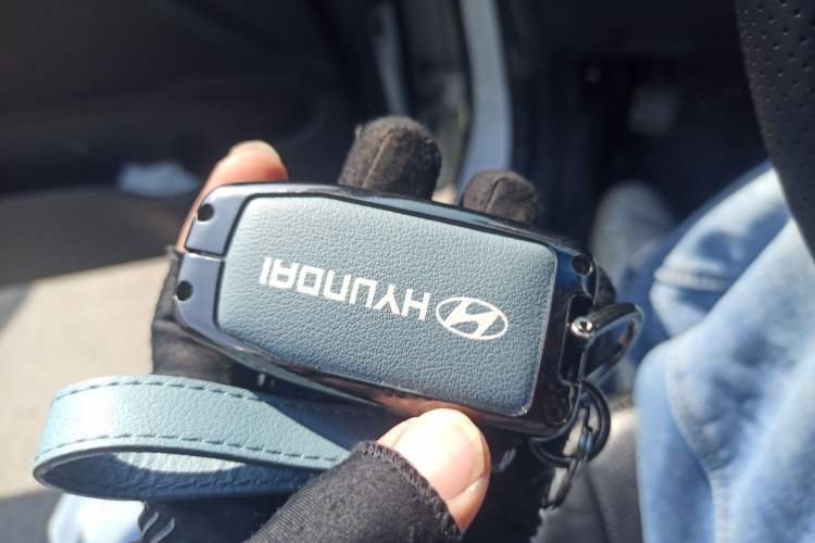 Used Hyundai Sonata 2011 2.0L Automatic Luxury Edition