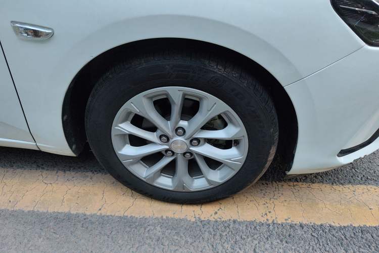 Used Chevrolet Monza 2023 1.5L Dual-Clutch WOW Enjoyment Edition
