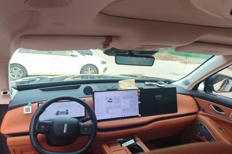 Used Wey Lanshan 2025 Four-Wheel Drive Max
