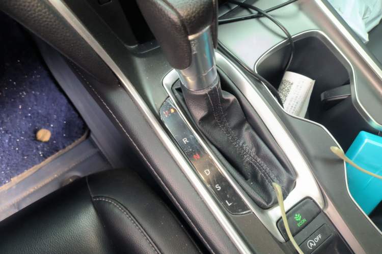 Used Honda Accord 2018 260TURBO Luxury Edition China VI Gear Lever