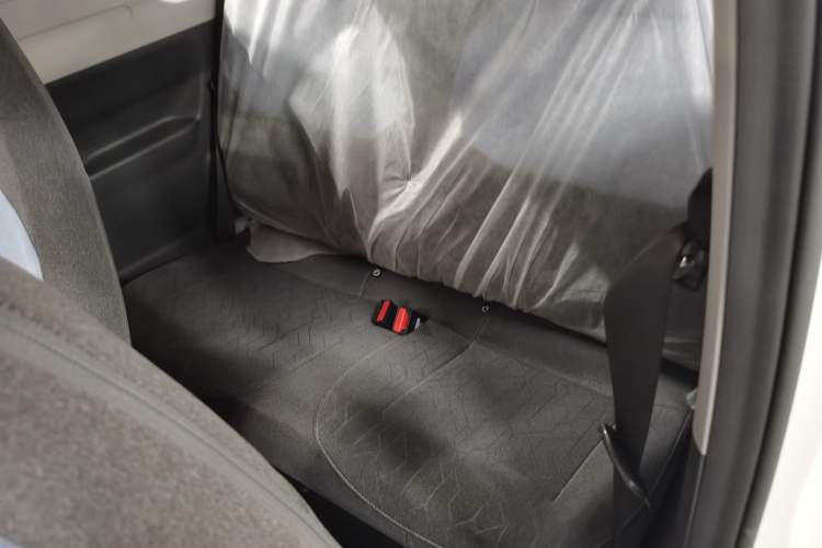 Used Geely Galaxy Panda 2024 Panda Mini 200km Endurance Bear
