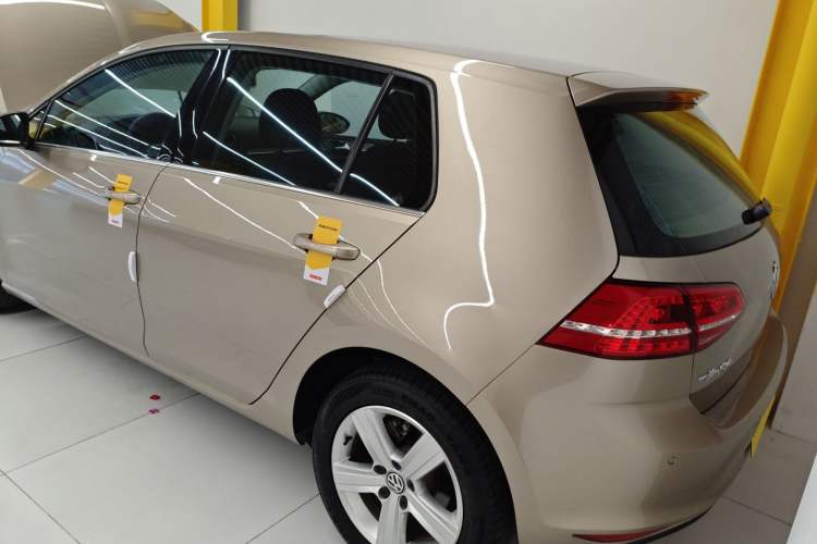 Used Volkswagen Golf 2015 1.6L Automatic Comfort Model
