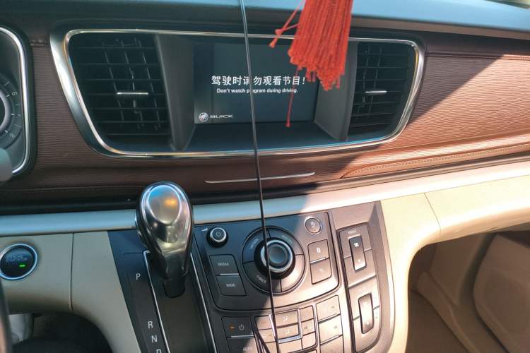 Used Buick GL8 2017 25S Luxury Version China V Standard
