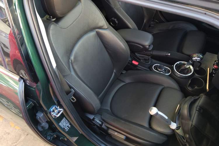 Used MINI MINI 2016 2.0T COOPER S Pioneer Edition Five-Door Model