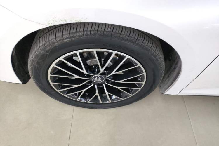 Used BYD Qin L 2024 DM-i 120KM Excellence Model