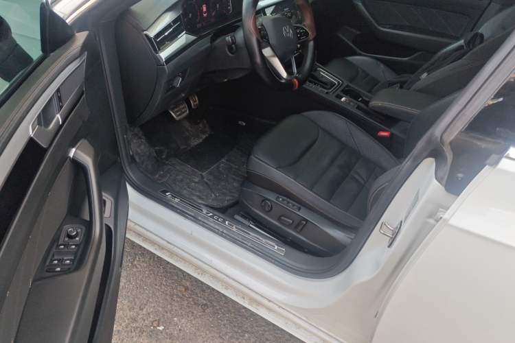 Used Volkswagen FAW-Volkswagen CC 2021 380TSI Striking Edition