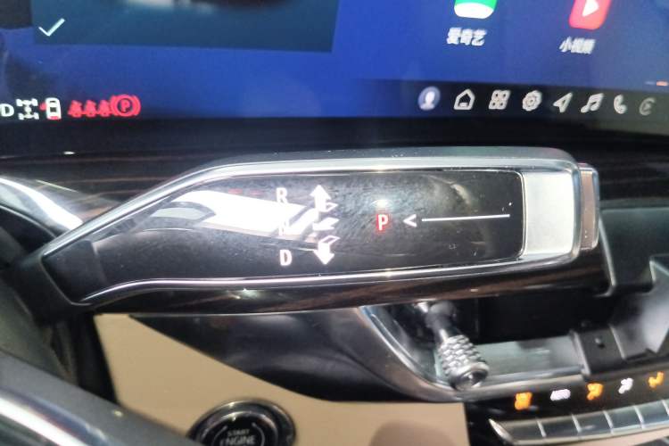 Used Cadillac XT5 2025 2.0T Prestige Version Gear Lever