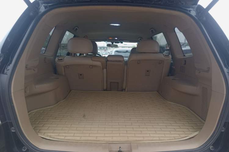 Used Toyota Highlander 2012 2.7L 2WD 5-Seater Elite Edition Trunk