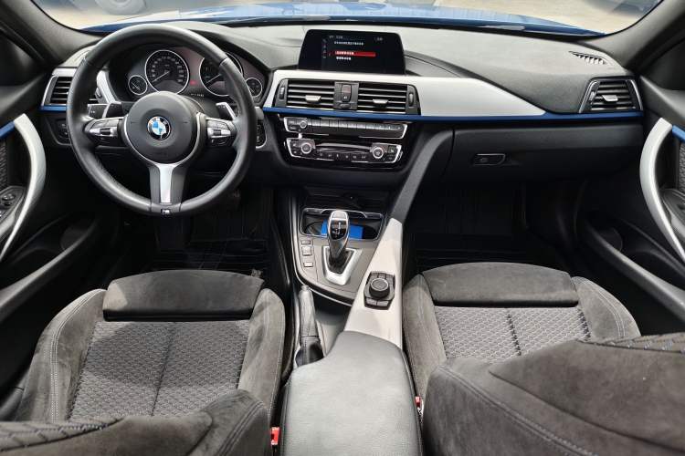 Used BMW 3 Series 2018 320i M Sport Package
