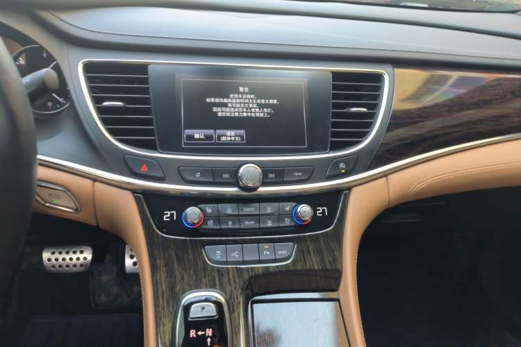 Used Buick LaCrosse 2016 28T Premium Edition