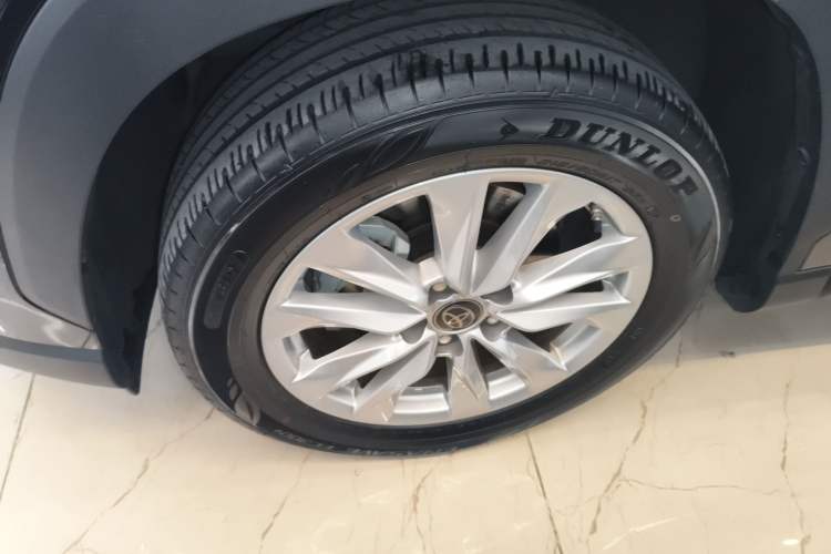 Used Toyota Corolla Cross 2022 2.0L Elite Edition Left Front Wheel Hub