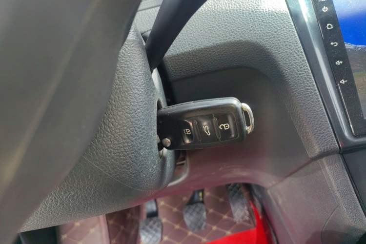 Used Volkswagen Santana 2018 1.5L Manual Fashion Edition Vehicle Key