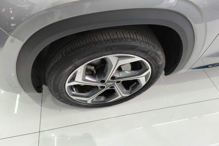 Used Geely Auto Monjaro L 2024 2.0TD High-Power Automatic Two-Wheel Drive Yunqi Version