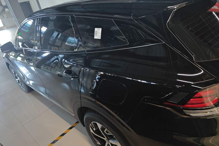 Used Kia Sportage (Chinese Domestic Model) 2025 1.5T Two-Wheel Drive Prestige Smart Enjoyment Version