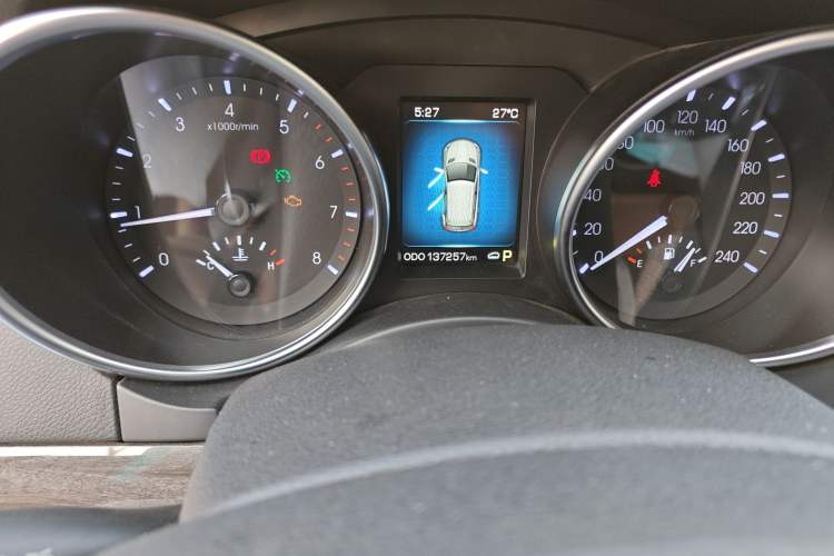 Used Haval H8 2015 2.0T Four-Wheel Drive Elite Model