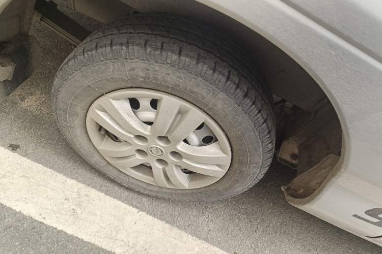 Used FORTHING Lingzhi 2016 M3L 1.6L 7-Seater Standard Model