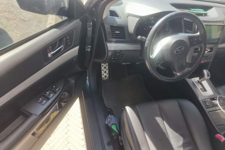 Used Subaru Outback 2014 2.5i Yashang Sport Edition
