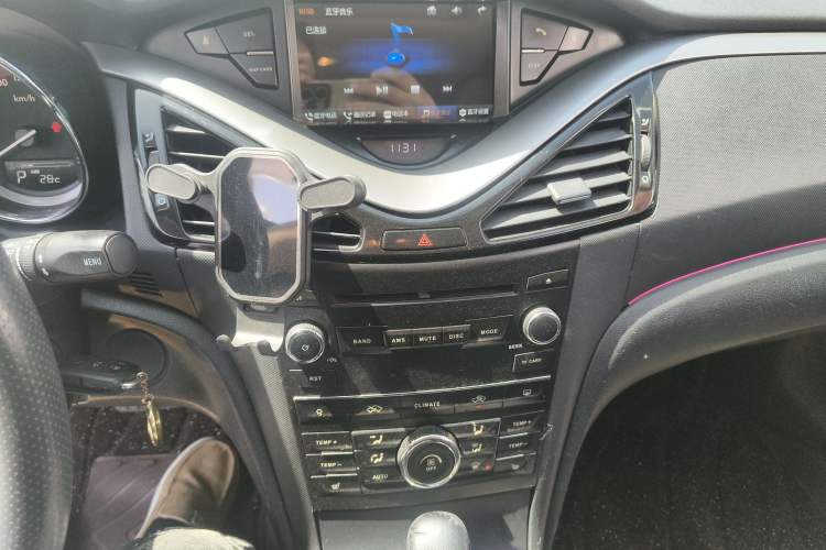 Used Bestune B70 2014 2.0L automatic luxury version