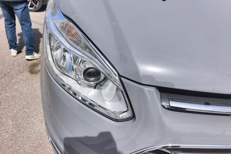 Used Ford Tourneo Custom 2017 2.0T Automatic Elite Edition
