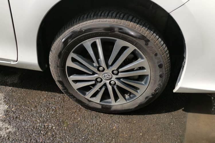 Used Toyota Vios 2021 1.5L CVT Innovation Edition Right Front Wheel Hub