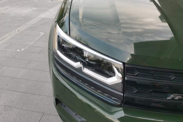 Used Volkswagen Tharu 2019 280TSI Two-Wheel Drive Luxury Edition China V Standard Right Front Headlight