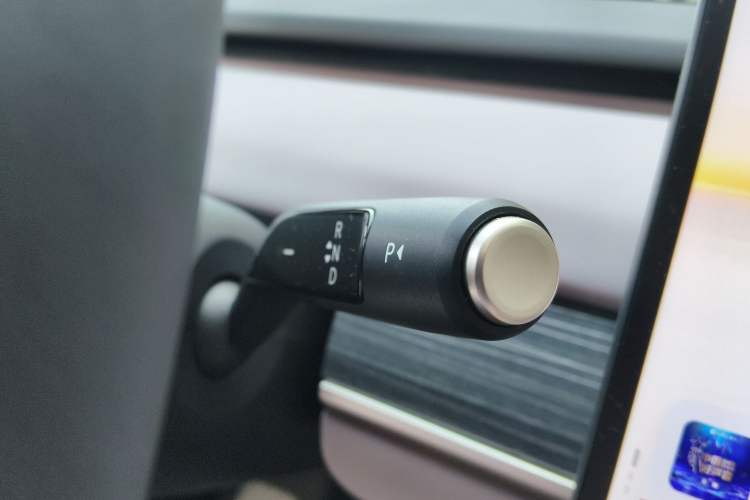 Used ONVO L60 2024 60 kWh Rear-Drive Version
