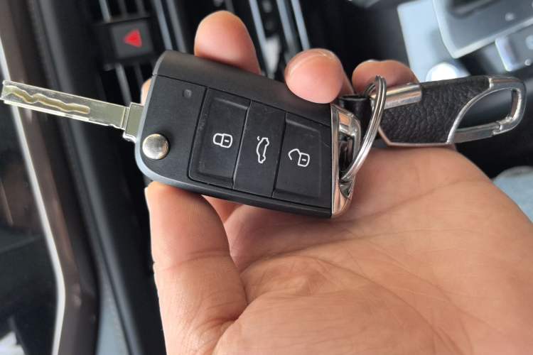 Used Volkswagen Tharu 2021 280TSI Two-Wheel Drive Comfort Edition Vehicle Key