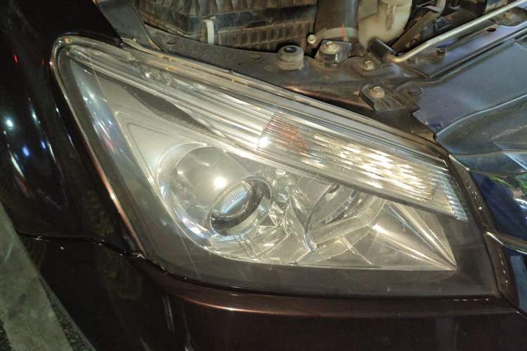 Used Isuzu mu-X 2017 3.0T Four-Wheel Drive Automatic Luxury 7-Seater China V Emission Standard
