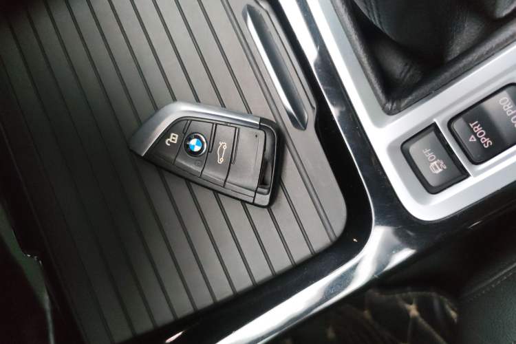 Used BMW 1 Series 2017 118i Design Package Model Vehicle Key