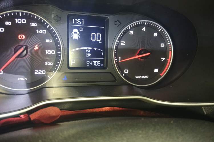 Used MG ZS 2017 1.5L Automatic Luxury Edition Odometer Close Up