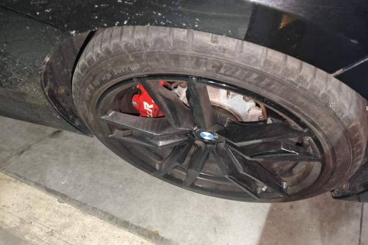 Used BMW Z4 2019 sDrive 25i M Sport Package Right Front Wheel Hub