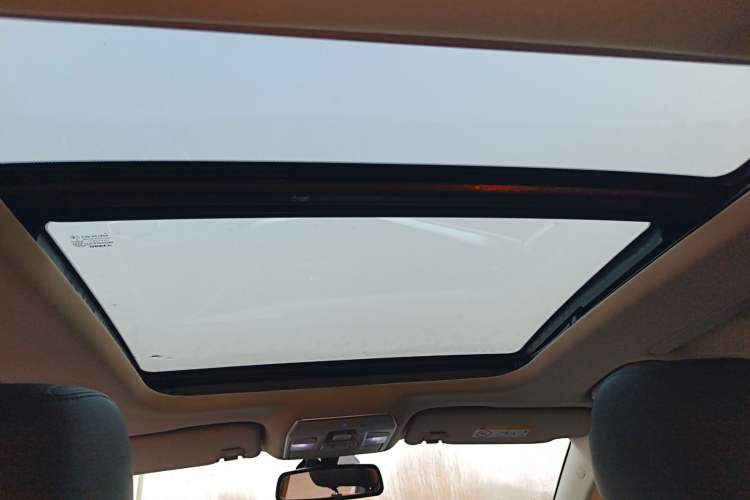 Used Geely Auto Emgrand GT 2016 1.8T Zunya Model
