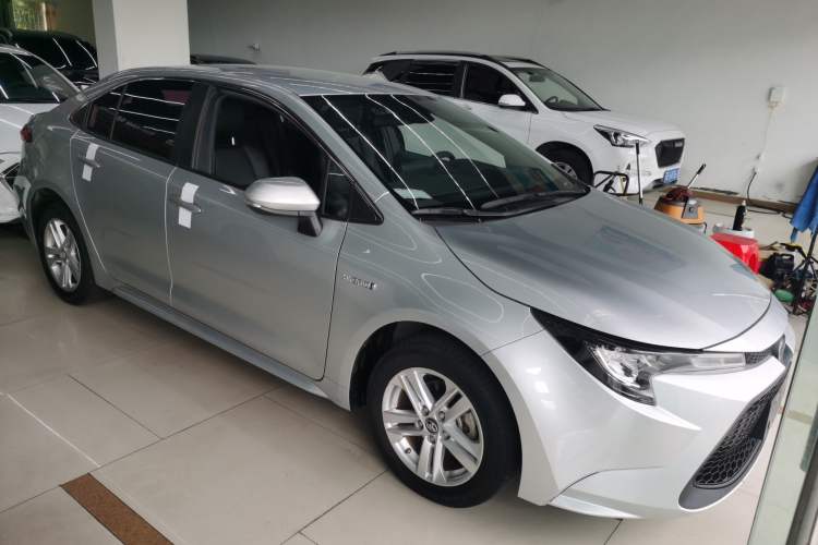 Used Toyota Levin 2021 Dual-Motor 1.8H E-CVT Leading Edition Front Right 45 Deg