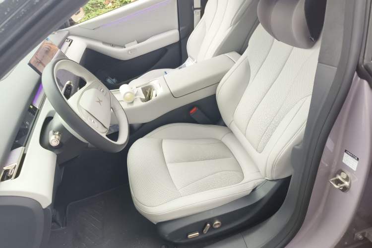 Used XPeng P7+ 2026 Model, Range-Extended 1550 Max Flagship Edition Left Front Seat