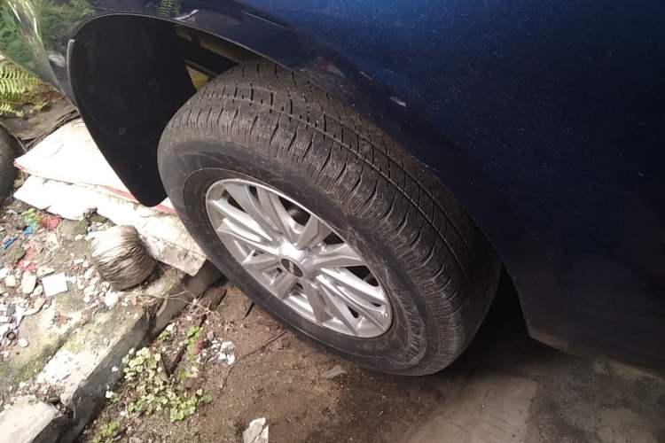 Used Isuzu D-MAX 2023 2.5T Automatic 4x4 Diesel Flagship Long Wheelbase Model
