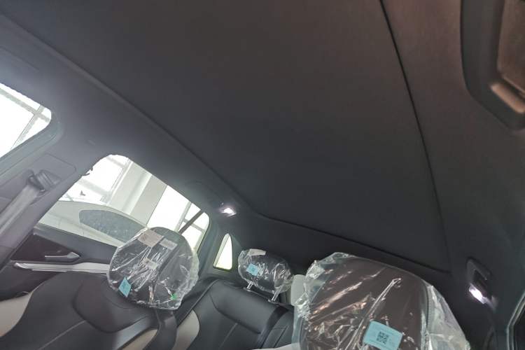 Used Volkswagen ID.4 CROZZ 2025 Pure Edition Headliner