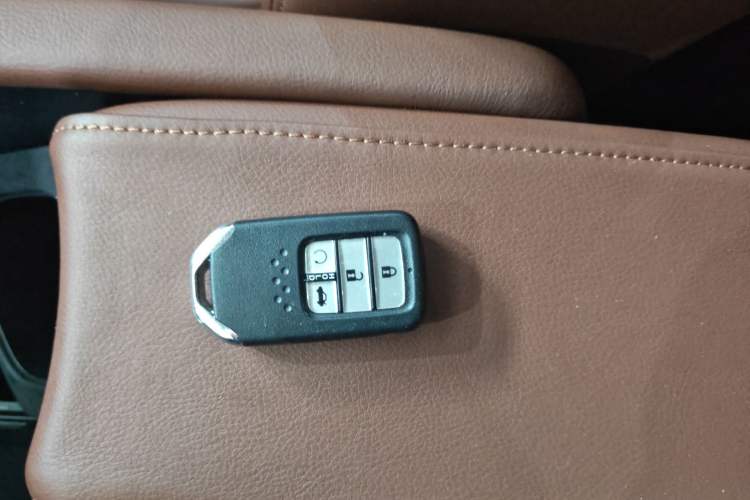 Used Honda Civic 2016 220TURBO CVT Prestige Edition
