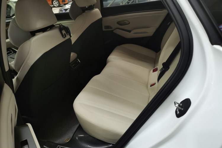 Used BYD Qin L 2024 DM-i 80KM Beyond Model Left Rear Seat