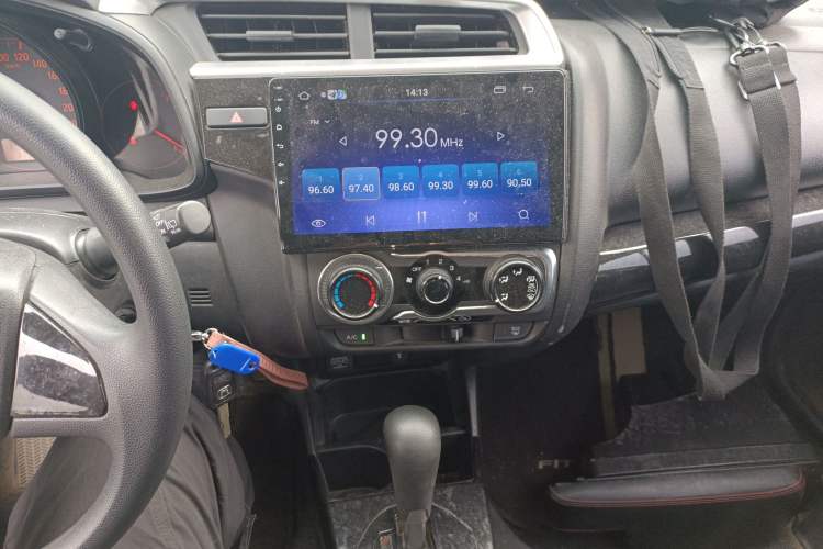 Used Honda Fit 2020 1.5L CVT Comfort Version Audio And AC Panel