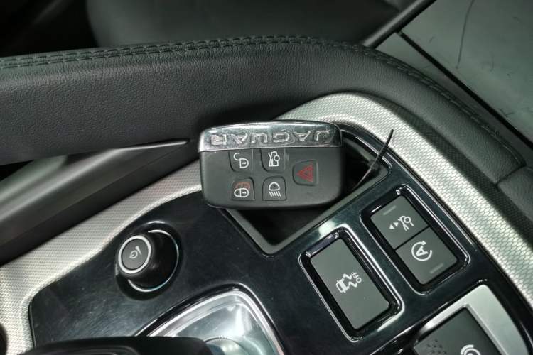 Used Jaguar F-TYPE 2016 3.0 SC Hardtop Version