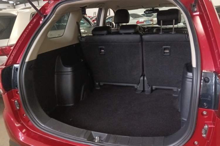 Used Mitsubishi Outlander 2016 2.0L Two-Wheel Drive Fashion Edition 5 Seats
