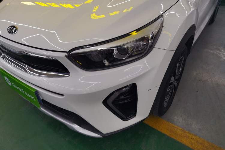 Used Kia kx1 Stonic 2021 1.4L Automatic Fun Edition Left Front Headlight