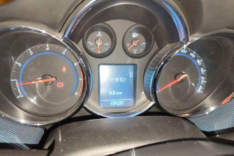 Used Chevrolet Cruze 2011 1.6T SE MT