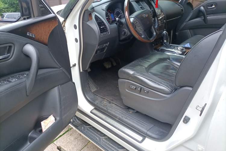 Used Infiniti QX80 2013 5.6L 4WD Driver Seat