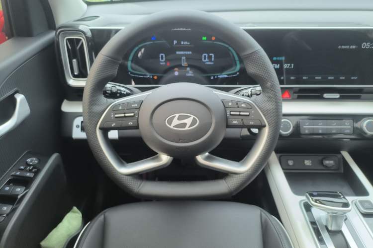 Used Hyundai ix35 2023 Musso 2.0L Deluxe Edition DLX