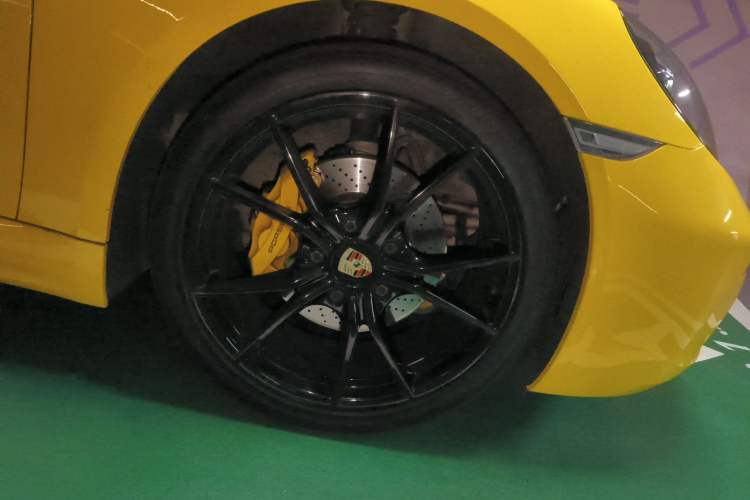 Used Porsche 718 2020 Cayman 2.0T
