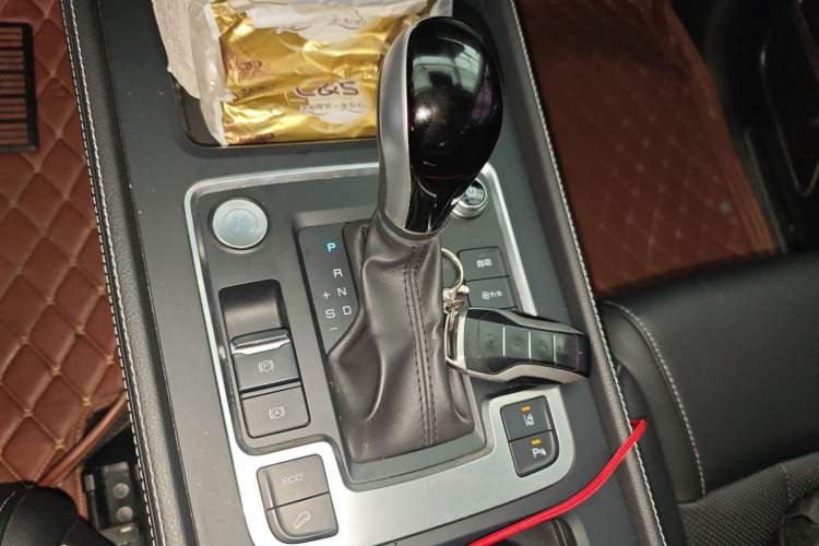 Used BYD Tang 2019 2.0T Automatic SmartConnect Luxury Version 5 Seats China VI Standard